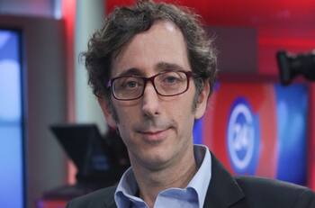 "No aceptamos las infundadas acusaciones": TVN recula su decisión y reintegrará Matías del Río a "Estado Nacional"