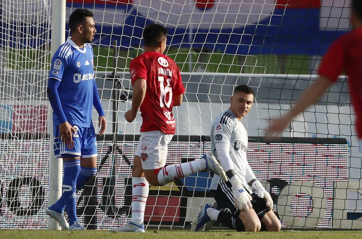 Justo antes de la llegada de Martín Parra: El impresionante invicto que perdió en la U Cristóbal Campos