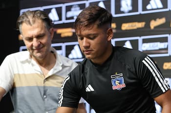 Marcó un triplete ante la UC y cumplió su sueño de firmar por Colo Colo: le dejó un mensaje a Almirón