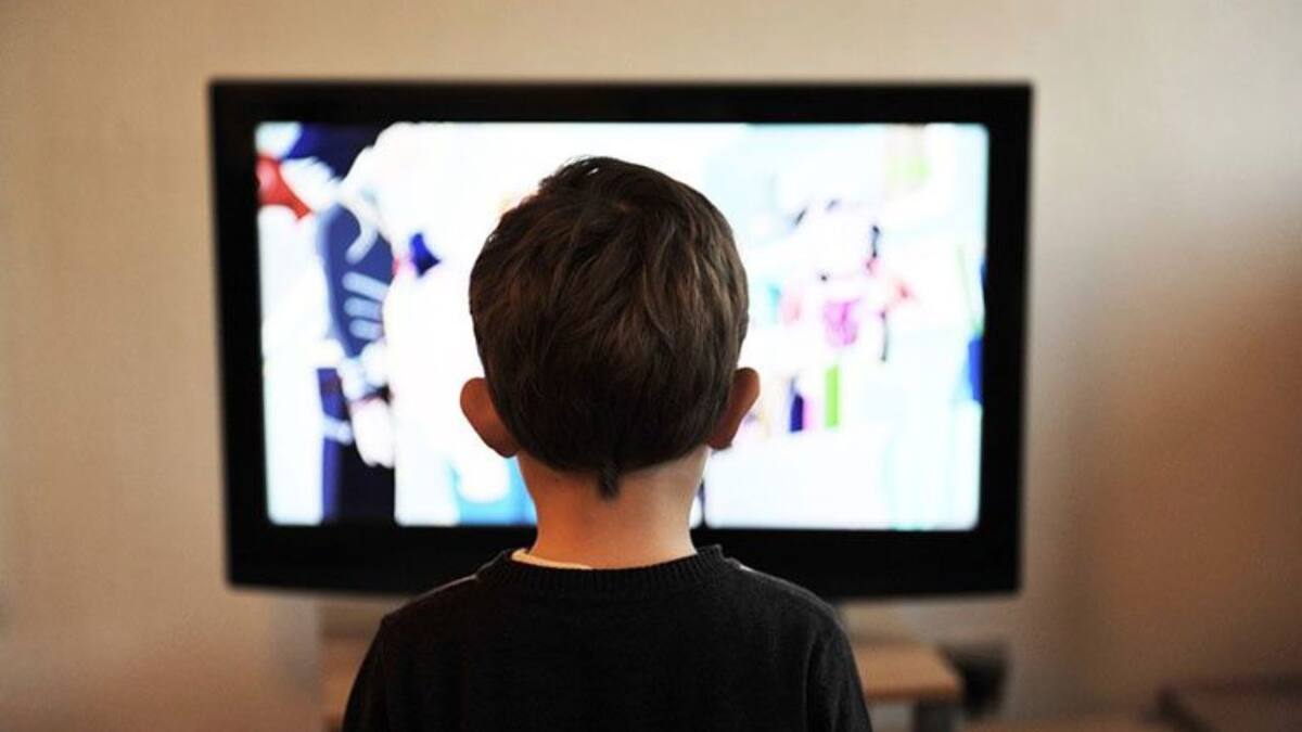 "TV Educa Chile": El nuevo proyecto educativo del gobierno y la televisión abierta