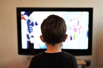 "TV Educa Chile": El nuevo proyecto educativo del gobierno y la televisión abierta