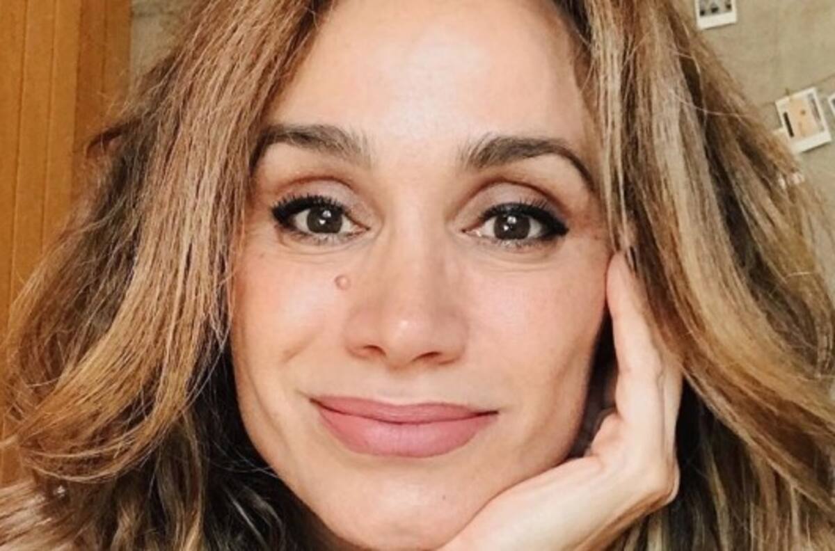 Alejandra Fosalba compartió divertido video con canción "todo se derrumbó" de fondo
