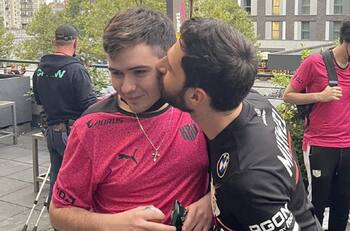 Mixwell alucinó con la victoria de KRÜ en el Valorant Champions y envió un alocado mensaje a Keznit