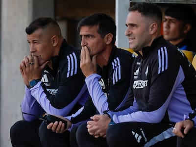 Tras la sanción a Jorge Almirón: este será el DT de Colo Colo contra Deportes Iquique