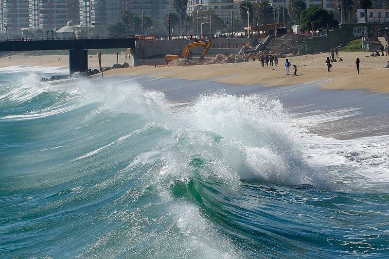 El fuerte oleaje afectará las costas durante este fin de semana. Créditos: ATON