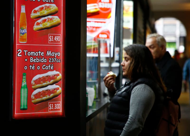 Conoce las diferentes preparaciones del completo y sus ingredientes. Foto: ATON.