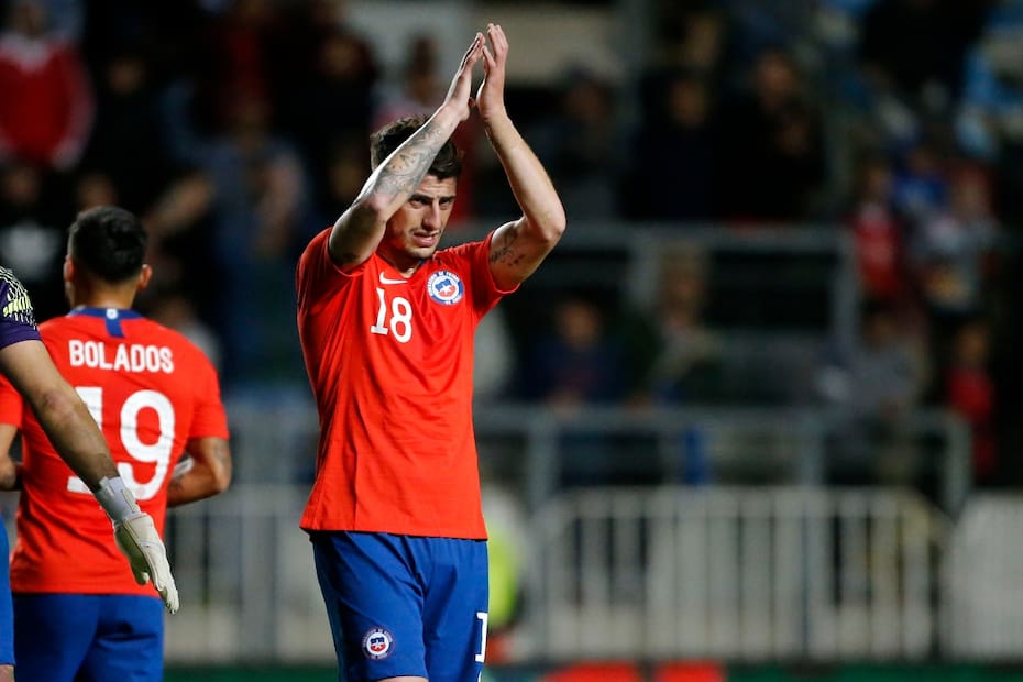 Ángelo Sagal en La Roja.