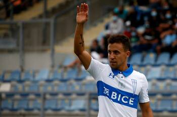 VIDEO| La UC se despidió de Diego Buonanotte con emotivo registro de sus 6 años en el club