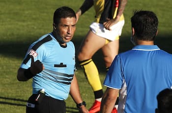Eduardo Gamboa dejó su carrera como árbitro profesional tras el partido que dirigió a Colo Colo