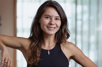 "Y qué manera de nevar": Marita García comparte bellas imágenes junto a su pequeño hijo y el bello entorno en el que vive