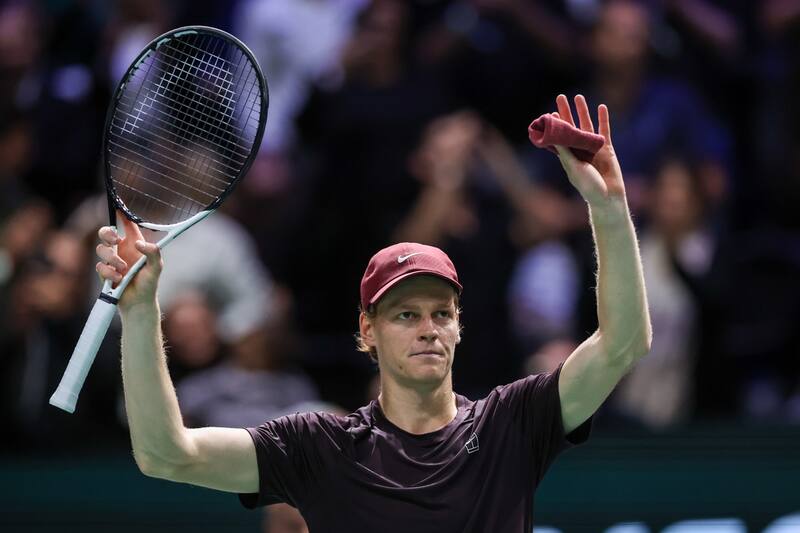 clasificó a semifinales del Masters 1000 de París. EFE