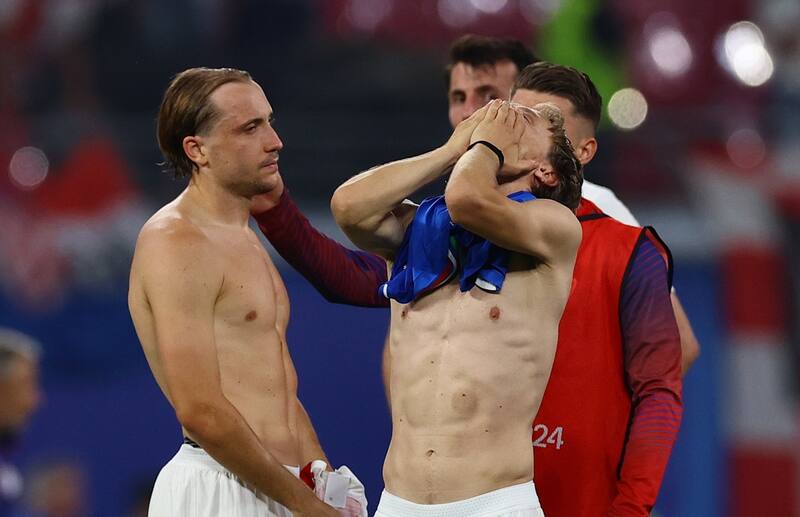 fue reemplazado cuando Croacia ganaba 1-0 y vio desde el banco el empate de Italia. Foto: EFE.