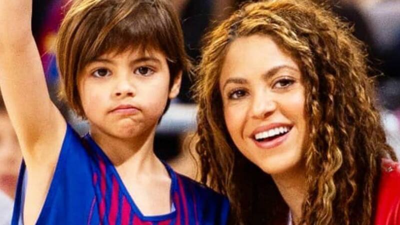 Shakira reveló la particular forma que su hijo Milán tiene para curar las penas.