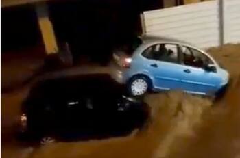VIDEO | Inundación arrasa con todo a su paso en Portugal: Hay una persona fallecida
