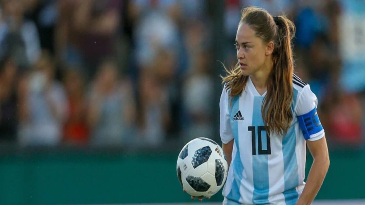 La gran jugada Estefanía Banini la Maradona de la selección argentina