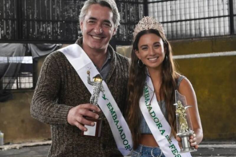 Este viernes 24 de febrero se realizó el tradicional piscinazo de los reyes del Festival.