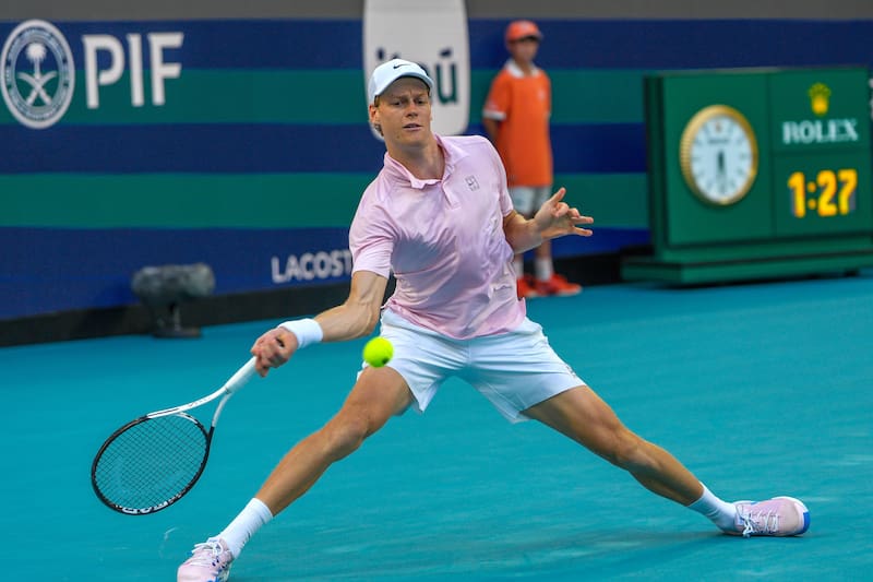 Quiere sumarse al selecto club del "Sunshine Double". EFE