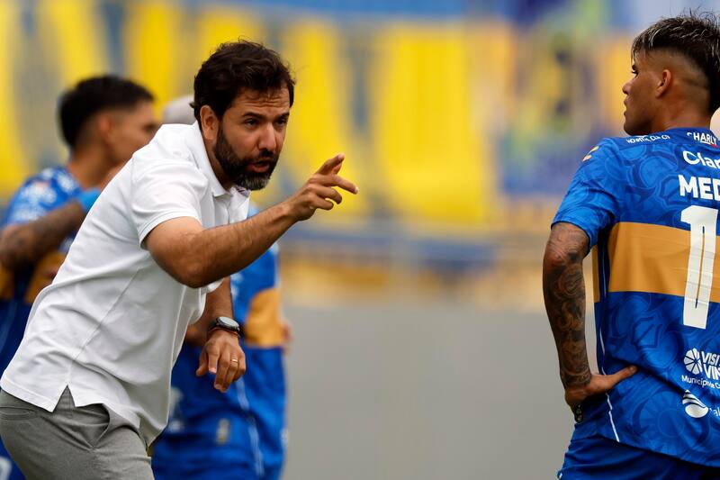 al mando de Everton. (Foto: Aton)