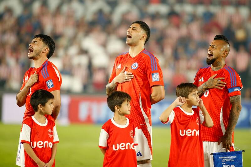 sufrió molestias físicas tras el duelo ante Paraguay. Foto: Aton.
