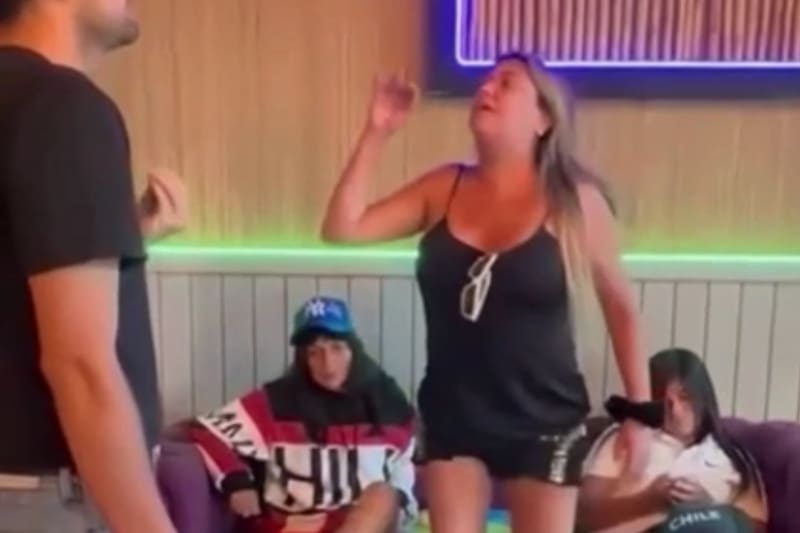 amenazó de muerte a uno de los funcionarios del local de Viña del Mar. Créditos Captura: Prensa Chilena.