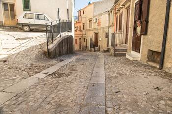 Registran cero casos: Ciudad italiana asegura que ha llegado al "104%" de población vacunada