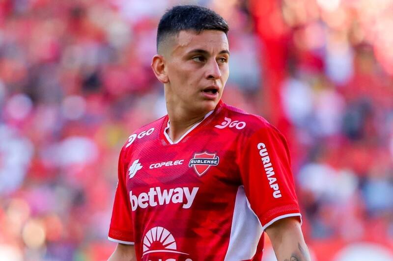 Pablo Aránguiz y el motivo que lo deja fuera de Ñublense. Foto: Facebook Ñublense.