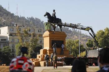 Estatua de Baquedano fue restaurada y este miércoles se evaluará su traslado