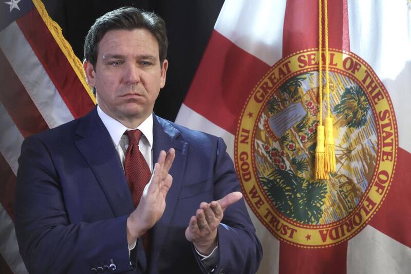 El gobernador de Florida tomó la drástica medida sobre el uso de redes sociales.