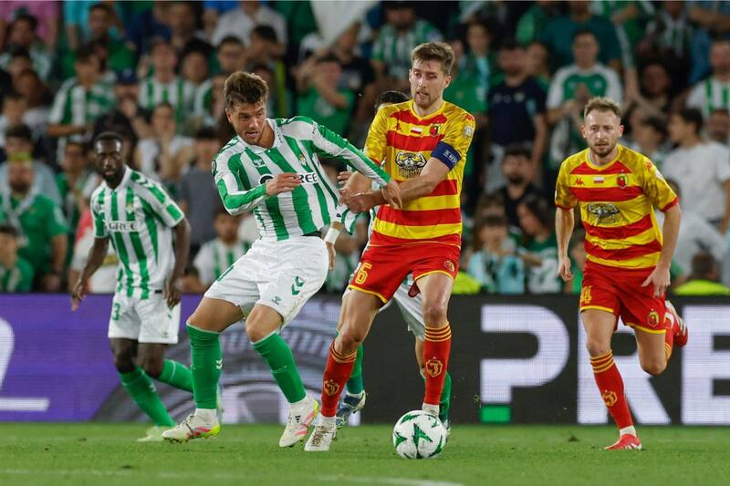 busca la clasificación ante Jagiellonia Białystok de Polonia. Foto: EFE.