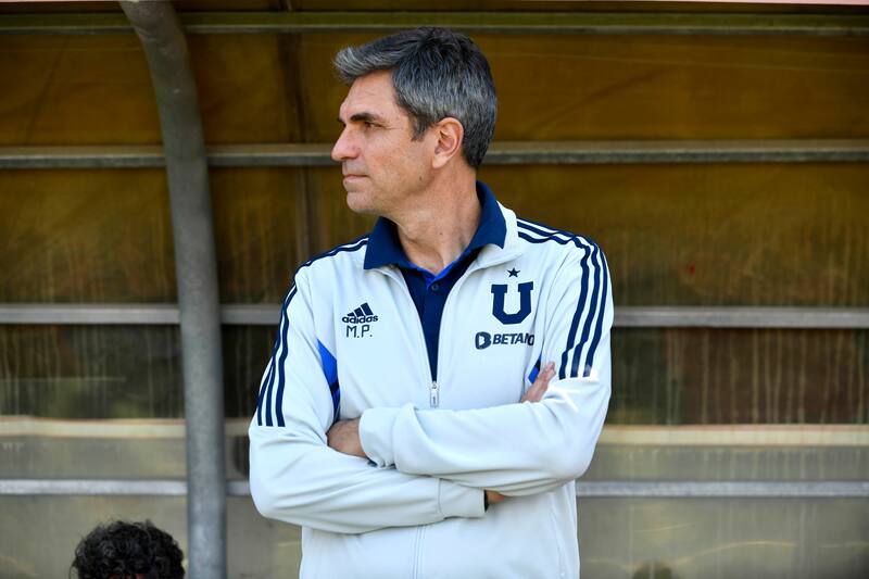 El entrenador de Universidad de Chile Mauricio Pellegrino es fotografiado durante el partido contra Deportes Copiapo. FOTO: Aton