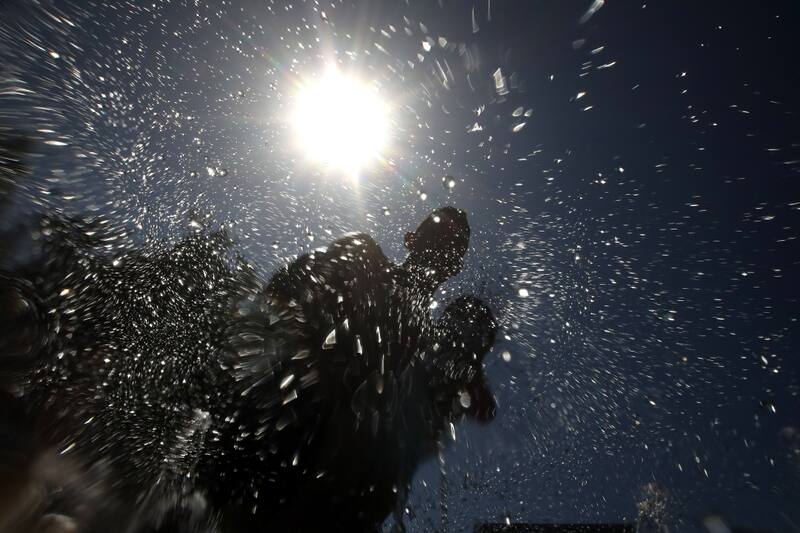 Se esperan cerca de 40° C en algunos puntos de la capital.