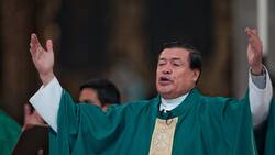 Allegado al Cardenal Norberto Rivera acusó a la arquidiócesis de México de abandonarlo
