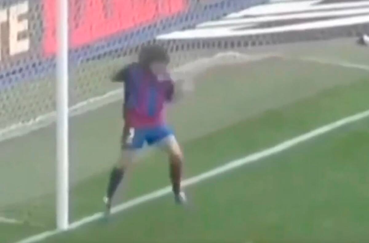 "Casi me arrancas la cabeza": Puyol recordó cuando detuvo un disparo de Roberto Carlos