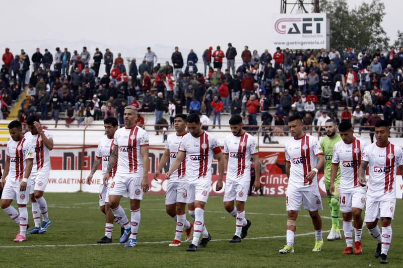 El presidente de Unión San Felipe denunció las malas condiciones del Estadio Municipal su comuna. (Foto: @USanFelipeSADP)