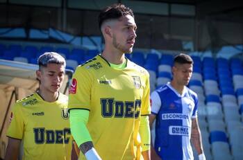 Curicó Unido tiene listo a su primer fichaje para el 2025: Henry Sanhueza