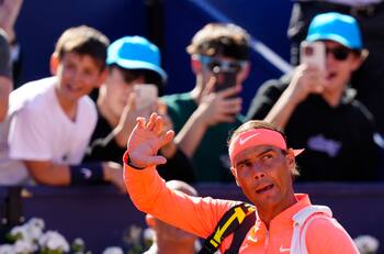 VIDEO | ¡Hasta el rival lo aplaudió! La emocionante despedida de Rafa Nadal del ATP de Barcelona