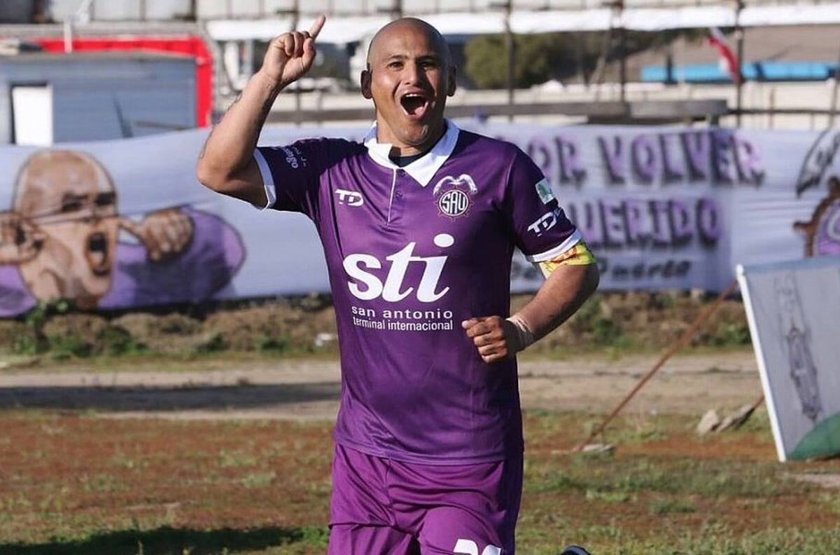 Humberto Suazo prepara su regreso al profesionalismo con la camiseta de San Antonio Unido