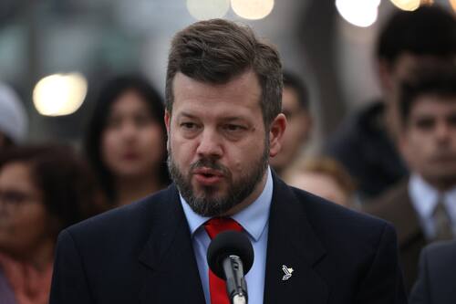 El candidato a la presidencia y líder del Partido Nacional Libertario podría causar la disolución del grupo político.