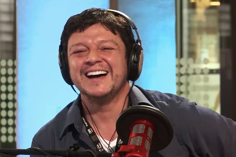 Carlos Valencia es un periodista y productor ejecutivo de Chilevisión y "Gran Hermano" Chile.