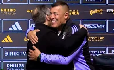 “Vamos a dejar estas diferencias”: La llamativa conferencia entre Mosa y Almirón en Colo Colo