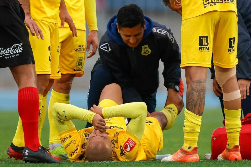 El delantero podría retirarse tras una compleja lesión. Foto: Agencia Aton.