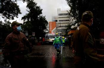Ministro Paris e incendio en Hospital San Borja: No hay pacientes fallecidos ni lesionados