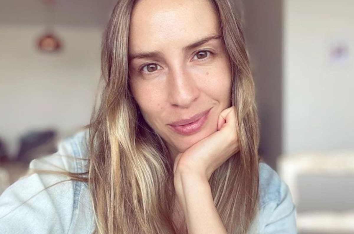 "Su primer día de piscina": Valeria Ortega comparte imágenes de especial día veraniego junto a su pequeño hijo