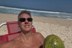 “El dueño del fútbol paraguayo”: el excéntrico representante brasileño al que la U le encarga su futuro