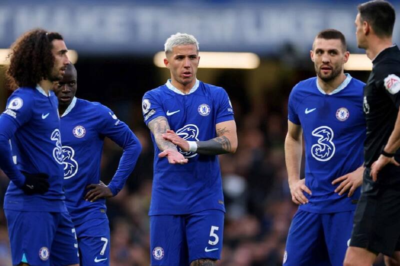 Los "Blues" buscan entrenador para la próxima temporada.