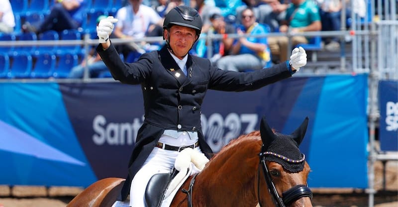 Svenja Grimm cuando celebrando su clasificación a los Juegos Olímpicos