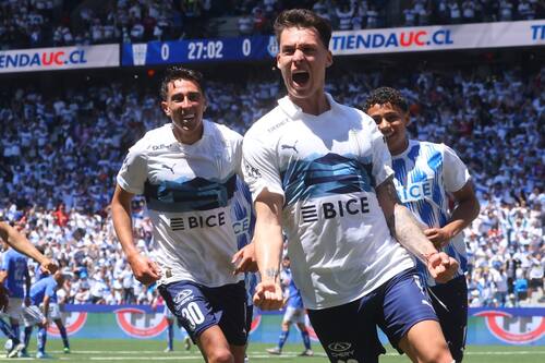 anotó el solitario tanto de Universidad Católica en el Clásico Universitario. Foto: Aton.