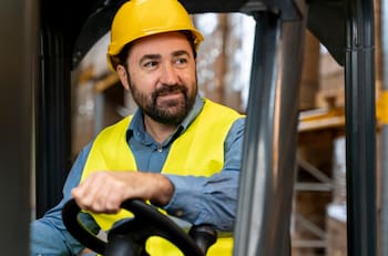 Así se puede postular a las más de 400 vacantes para trabajar en Fiestas Patrias: sueldos sobre $600.000