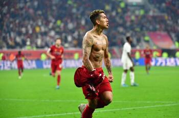 Firmino puso en ventaja al Liverpool con gran jugada junto a Mane