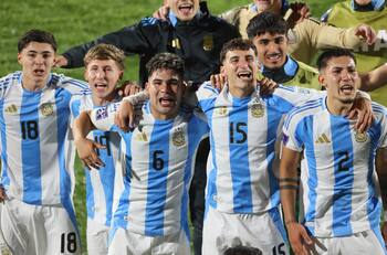 “Fue visitante en todos lados, pero...”: Prensa Argentina y el poco apoyo a su selección en Chile